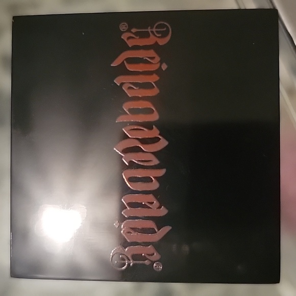 More items added!!! ***Price drop*** Skincare and makeup bundle 💋💅 - Picture 6 of 16